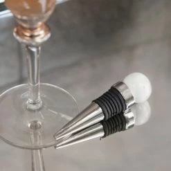 ELM & OAK Logan Bottle Stopper