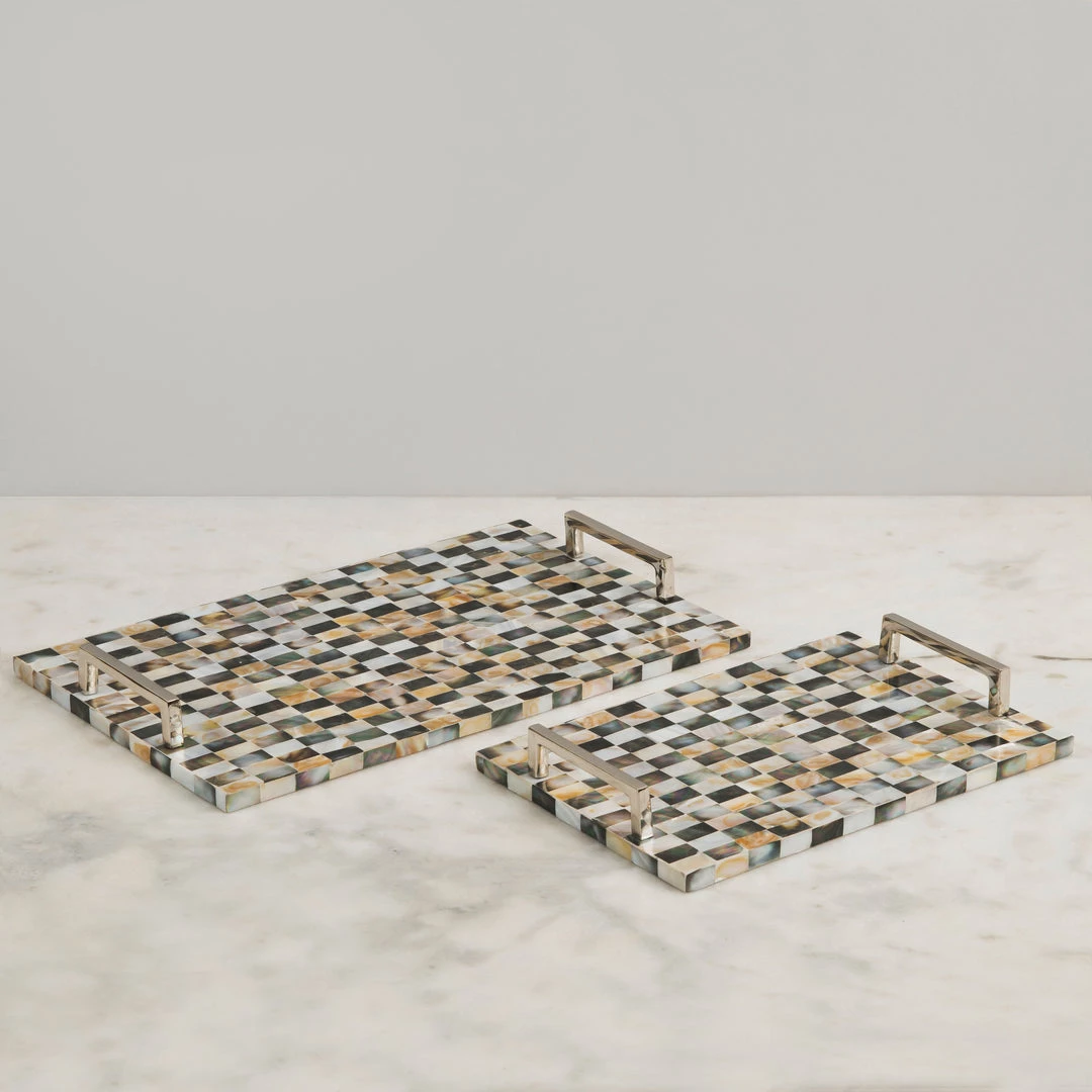 ELM & OAK Platters Black And White Mother Of Pearl Trays (Set Of 2) 2 ELM & OAK Platters Black And White Mother Of Pearl Trays (Set Of 2)