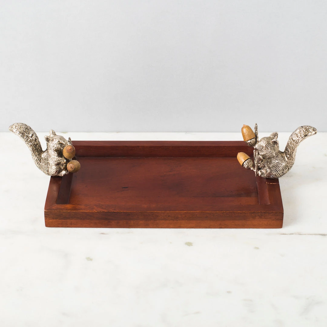 ELM AND OAK Chestnut Oak And Squirrel Cheese Platter Table Top 2 ELM AND OAK Chestnut Oak And Squirrel Cheese Platter Table Top