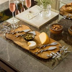ELM AND OAK Table Top Rustic Bark Cheese Platter