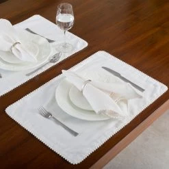 ELM & OAK Chloe White Placemats (Set Of 4) Textiles