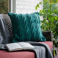 ELM AND OAK Everglade Cable Knit Cushion