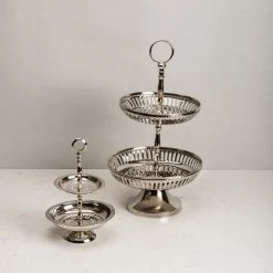 ELM AND OAK Victorian High Tea Cake Stand (Small) Table Top