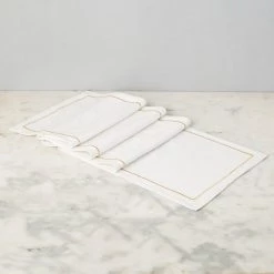 ELM & OAK Serena White Runner Textiles